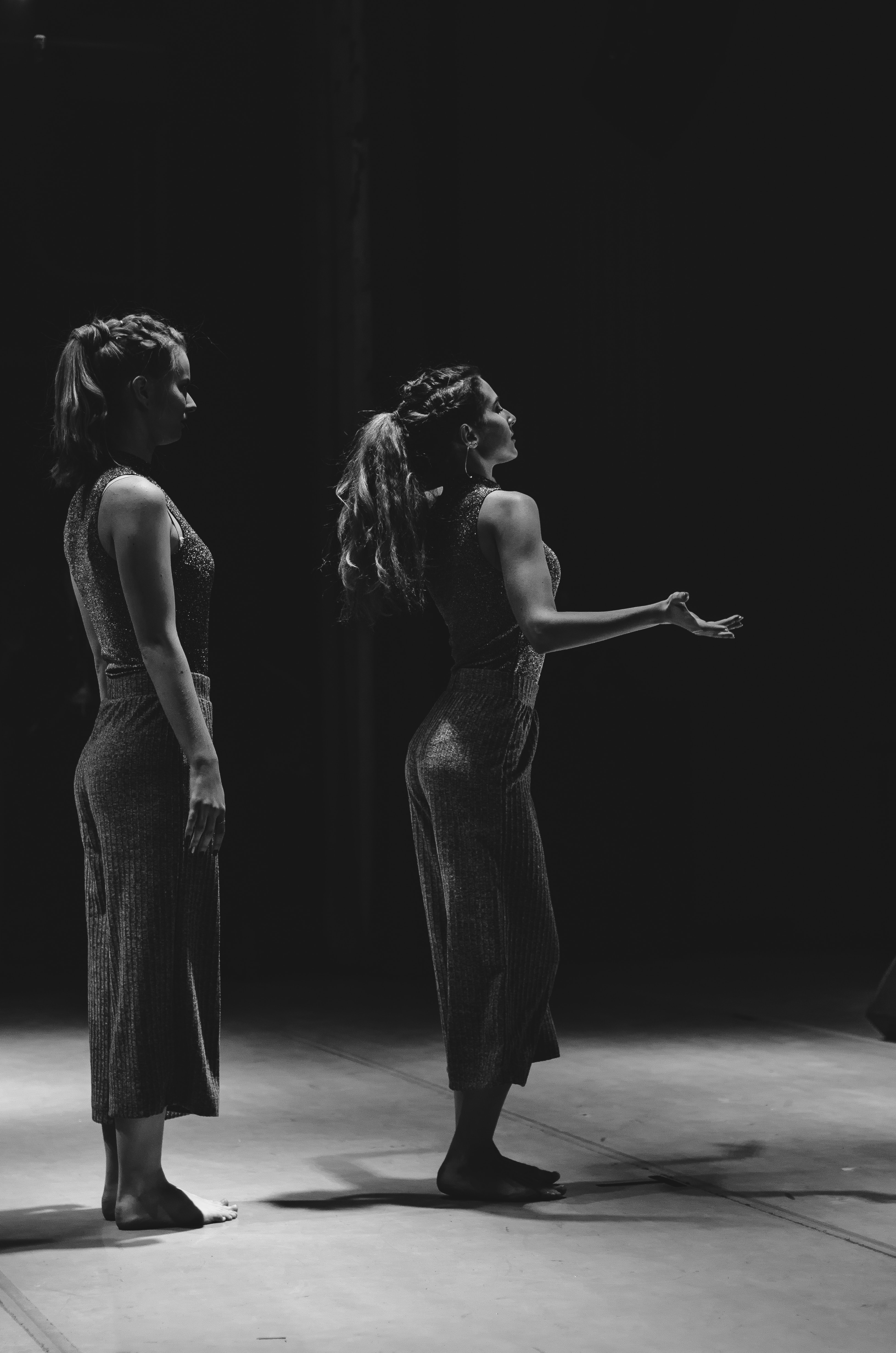 vadim-fomenok-TIlqbsIbo7s-unsplash